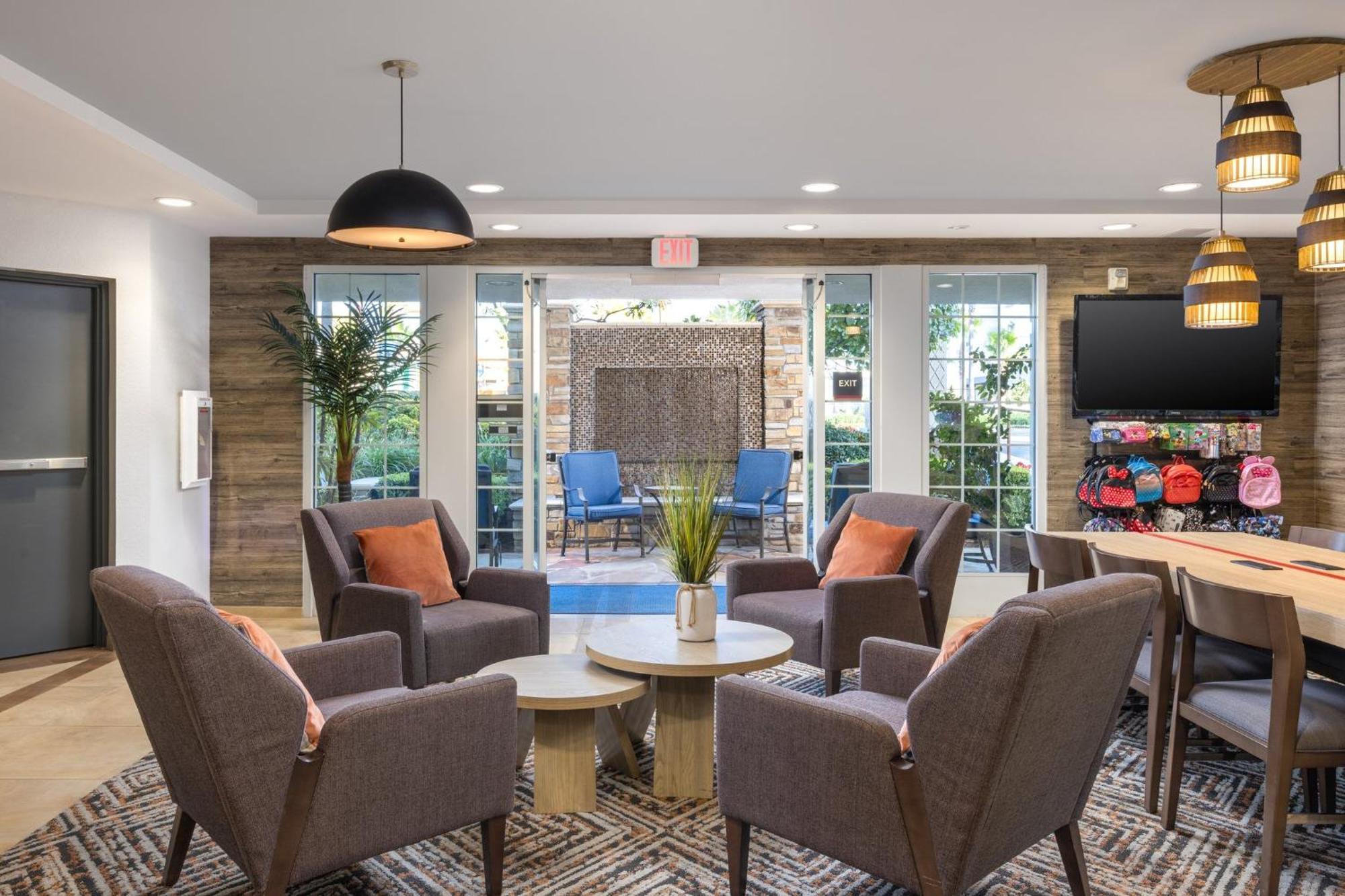 Candlewood Suites Anaheim - Resort Area By Ihg Bagian luar foto