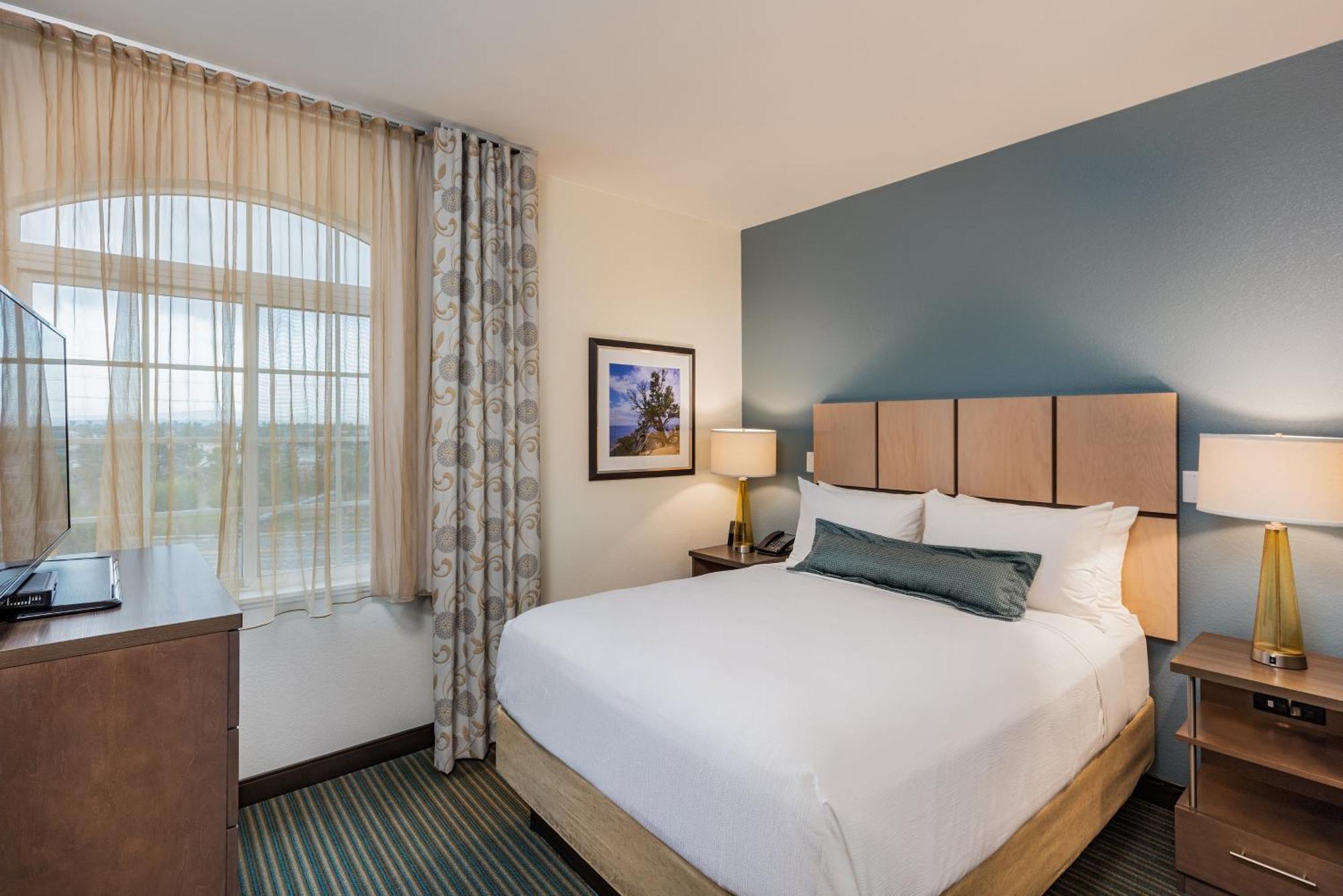 Candlewood Suites Anaheim - Resort Area By Ihg Bagian luar foto